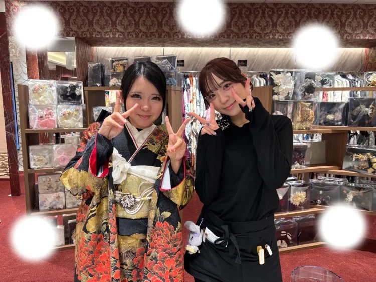 振袖レンタル　東京　表参道　かわいい　おしゃれ　個性派　かわいい　　イマドキ　被りたくない　赤