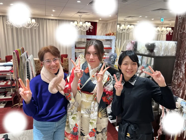 東京　表参道　成人式　振袖　振袖レンタル　大人っぽい振袖　目立つ　かわいい　