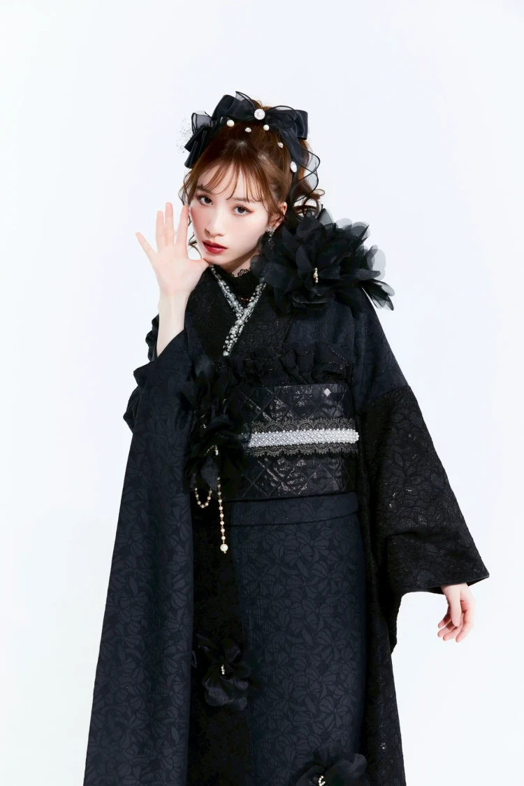 ヘップバーンchouchou　黒/オールブラック　かわいい　シフォンのお花付き/レース　異素材　人とかぶらない　エレガント　地雷系　白宮みずほ