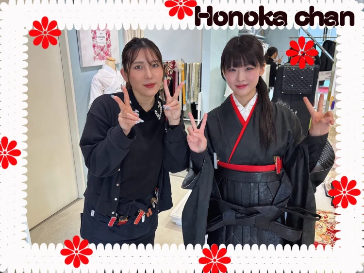 卒業式　袴レンタル　黒　無地　赤　シンプル