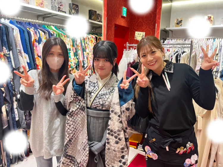 【TAKAZEN大阪梅田本店】♡8日大阪梅田でモードなモノトーン袴姫ちゃん♡