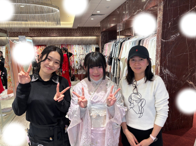 振袖レンタル　東京　表参道　かわいい　おしゃれ　振袖　成人式振袖　かわいい　キラキラ　