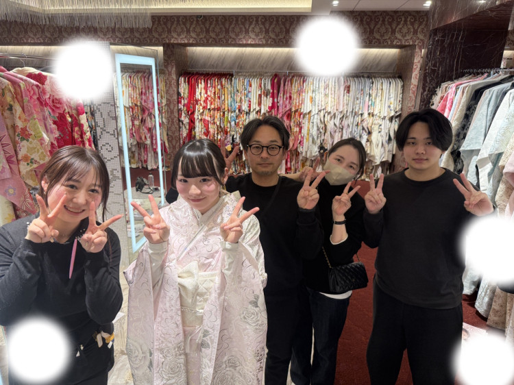 振袖レンタル　東京　表参道　かわいい　おしゃれ　個性派　かわいい　かっこいい　くすみ　イマドキ　被りたくない