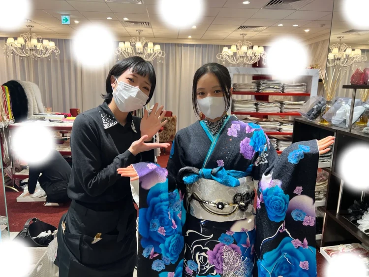 振袖レンタル　東京　神奈川　埼玉　関東　表参道　かわいい　きれい　青　蝶　おしゃれ　個性派　かわいい　かっこいい　イマドキ　被りたくない