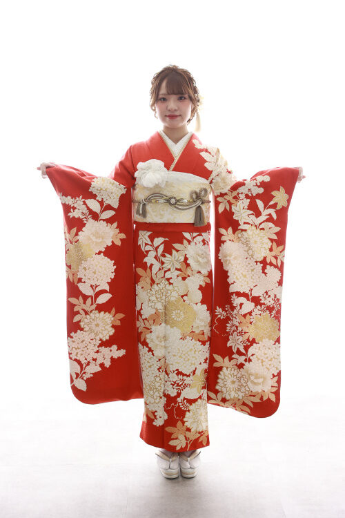 TAKAZENの小物を使ったママ振袖アレンジ イマドキ振袖アレンジ