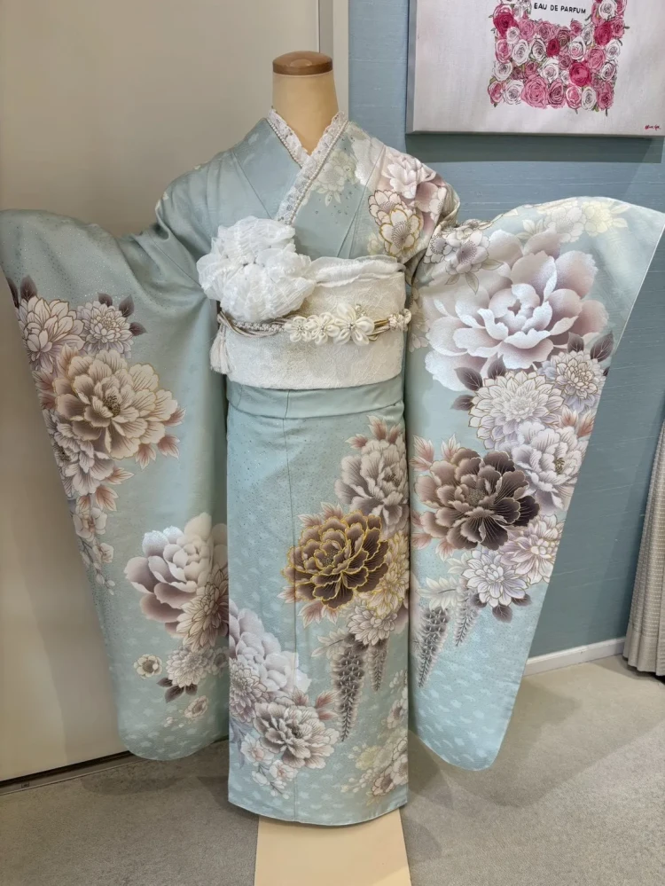 假屋崎省吾のきれいめ水色正統派古典振袖　堺市成人式向けレンタル振袖