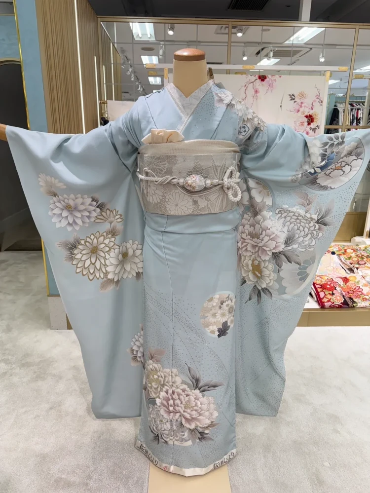 振袖レンタル　成人式　なんば　心斎橋　天王寺　大阪　人気　桜田ひより　限定　