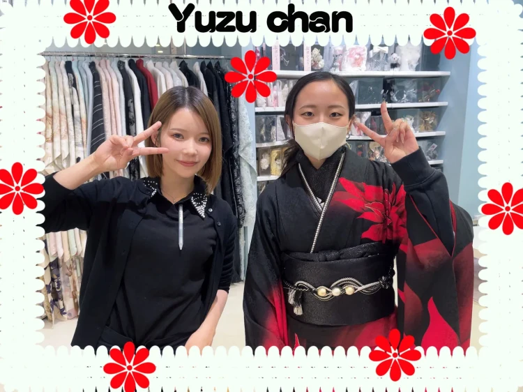 堺市西区2028年の成人式出席者の赤黒モードの振袖レンタル契約者