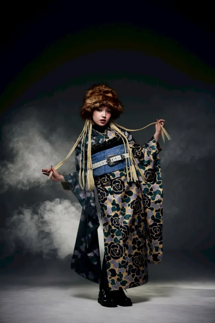 振袖レンタル　東京　表参道　ハイロック　カーキ　おしゃれ　個性派　かわいい　かっこいい　くすみ　イマドキ　被りたくない