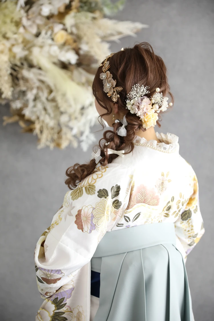 TAKAZEN　奈良　卒業式　袴　ヘアアレンジ　イマドキ　かわいい　ハーフアップ　編み下ろし　ドライフラワー　カチモリ