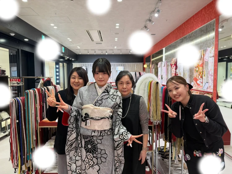 【TAKAZEN大阪梅田本店】♡12日　大阪梅田で総絞りの豪華お振袖姫ちゃん♡