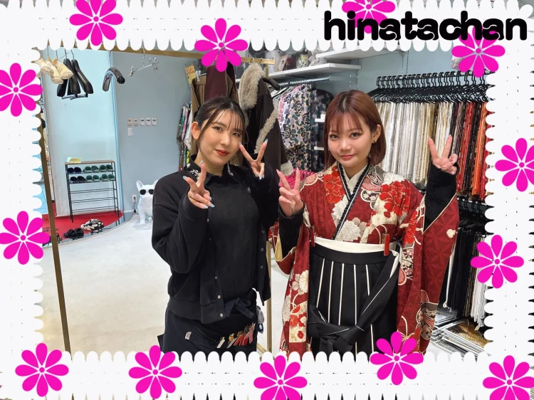 袴　卒業式　赤