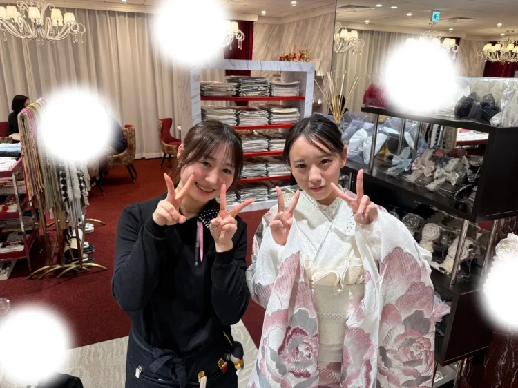 振袖レンタル　東京　表参道　かわいい　おしゃれ　個性派　かわいい　　イマドキ　被りたくない