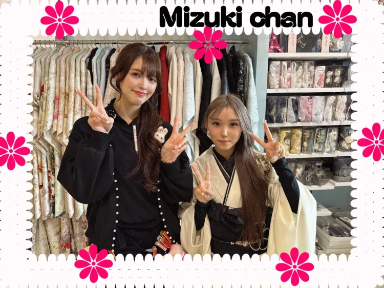 堺市南区2027年の成人式出席者の白黒レトロの振袖レンタル契約者