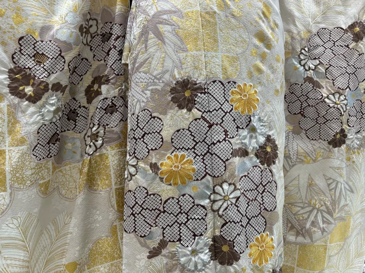 TAKAZEN姫路店　姫路市　成人式　卒業式　袴　振袖　赤穂市　揖保郡太子町　たつの市　振袖レンタル姫路市　成人式振袖レンタル　被らない振袖レンタル　振袖姫路　