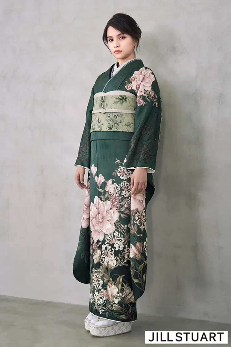 TAKAZENのレンタル振袖 JILL STUARTブランド振袖 緑/グリーン ラナンキュラス おしゃれ 大人っぽい 控えめ きれい 上品【通販可】K1320