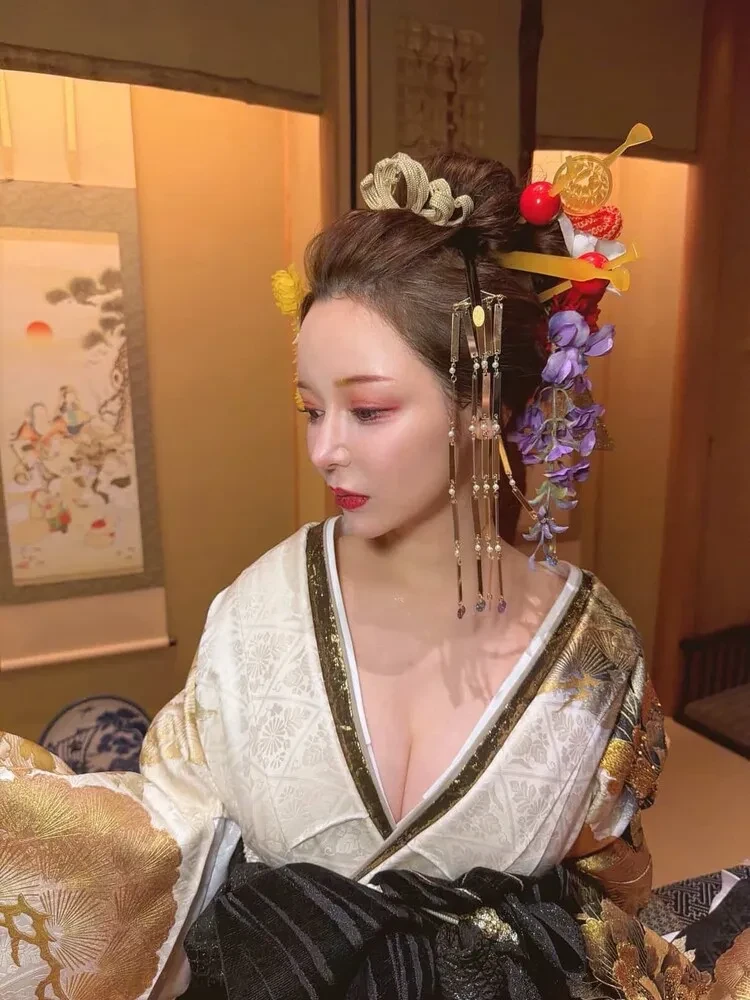 成人式振袖　派手　進撃のノア　ひめか　花魁　