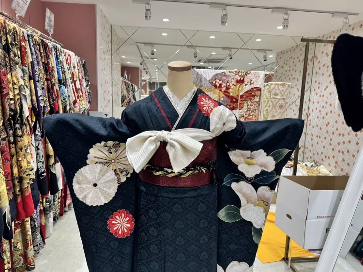 TAKAZEN　TAKAZEN姫路店　姫路市　赤穂市　加古川市　成人式振袖レンタル　ヴィンテージ振袖　カッコイイ　シンプル