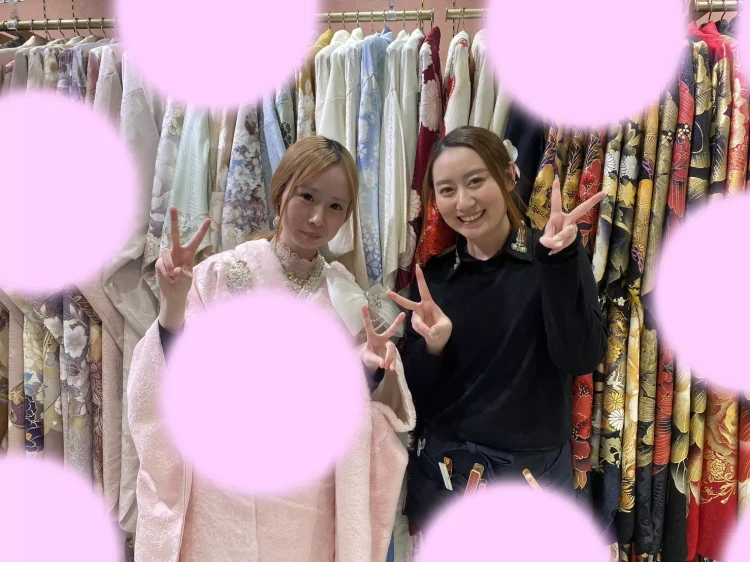 TAKAZEN姫路店　ヘップバーン　薔薇　ローズ　振袖　成人式　おしゃれ　きらきら