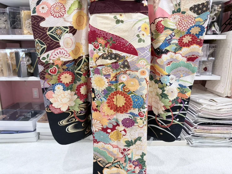 TAKAZEN姫路店　振袖　成人式　古典柄　大人っぽい　王道　おしゃれカワイイ