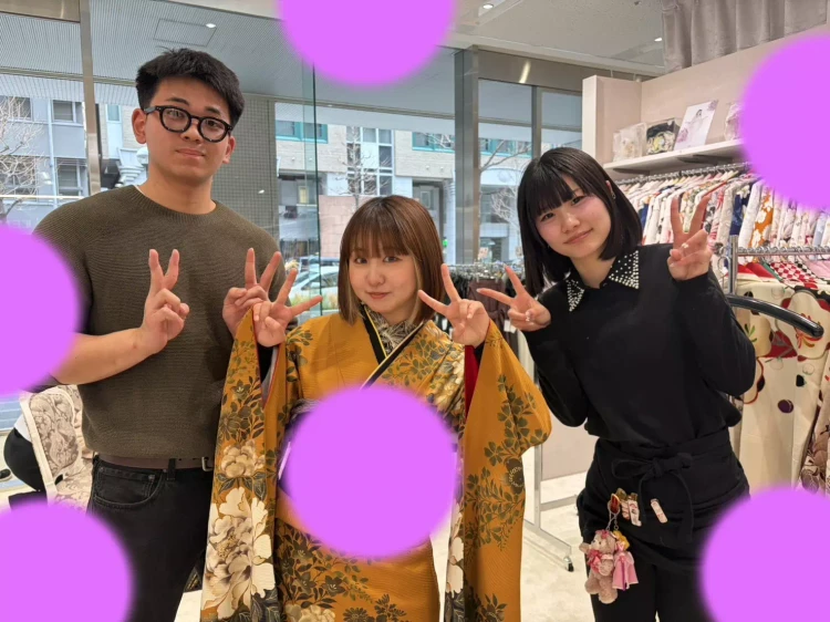 【神戸市・明石市・三田市で成人式振袖・卒業式袴をお探しの方へ】♡22日 からし色ヴィンテージスタイルの可愛い姫ちゃん♡【TAKAZEN神戸旧居留地店】