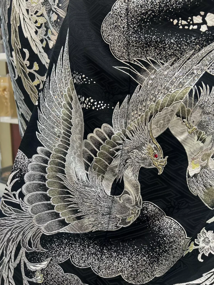 TAKAZEN姫路店　姫路市　成人式　卒業式　袴　振袖　イマドキ振袖　キラキラ　モード　ジャパンモード　キラキラ　スワロフスキー　黒シルバー　鳳凰振袖