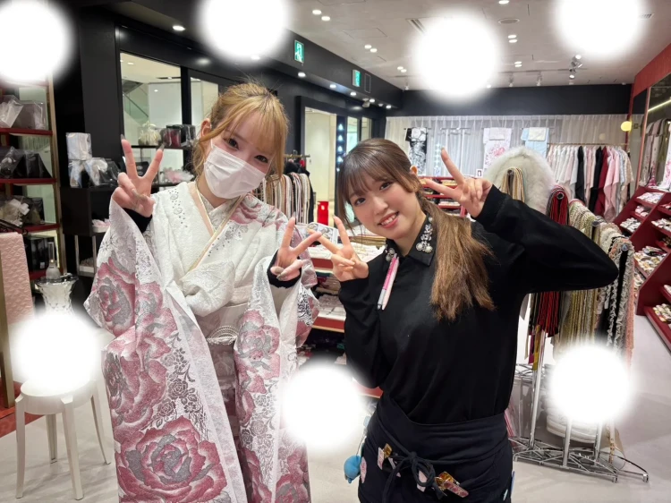 【TAKAZEN大阪梅田本店】♡2日　大阪梅田でキラキラピンクのモード振袖姫ちゃん♡