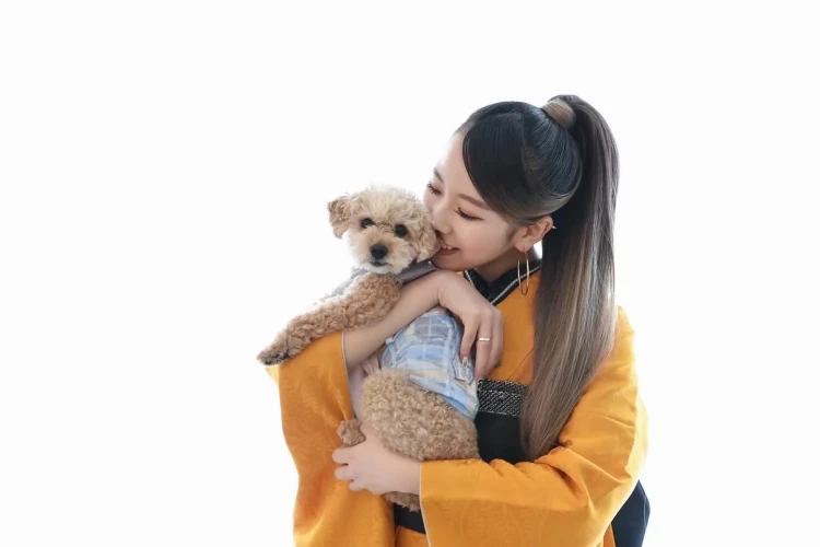 成人式　振袖レンタル　大阪　堺　ヴィンテージスタイル　からし　無地　シンプル