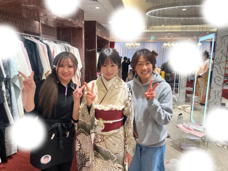 振袖レンタル　東京　表参道　かわいい　おしゃれ　個性派　かわいい　　くすみ　イマドキ　被りたくない