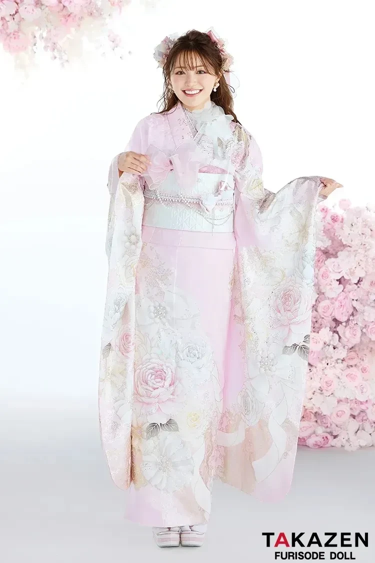 前撮り　撮影会　振袖　レンタル　奈良　きれい　かわいい　くすみ　ガーリー　古典　イマドキ　ヘップバーン最新作　コスメカラー　ピンク　バラ柄/リボン柄　一番かわいい　ガーリー　キラキラ　スワロフスキー・パール付き　香音【通販可】27001