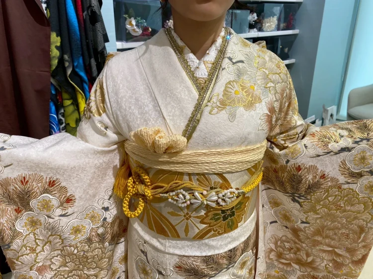 成人式　振袖レンタル　正統派古典　白　金　王道　大阪　堺