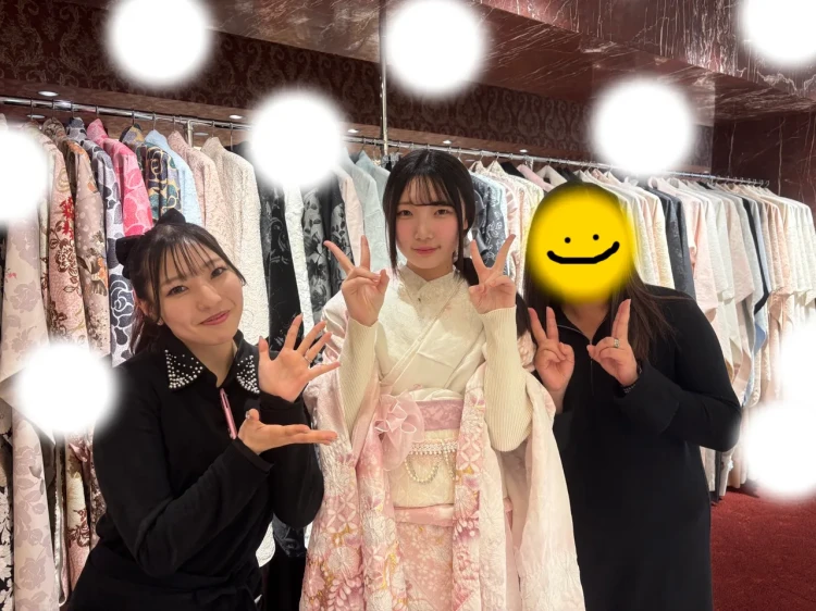 表参道　振袖　かわいい　キラキラ　古典　ピンク