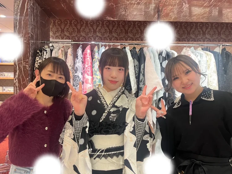 振袖レンタル　東京　表参道　かわいい　おしゃれ　個性派　かわいい　　イマドキ　被りたくない