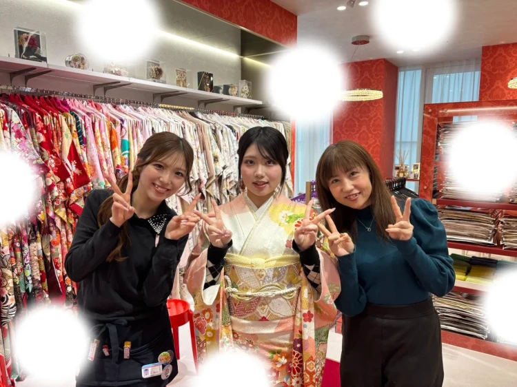 成人式　前撮り　梅田　振袖レンタル　袴レンタル　家族写真　前撮り撮影会　結婚式　二回目レンタル　大阪　人気　古典　ピンク　かわいい