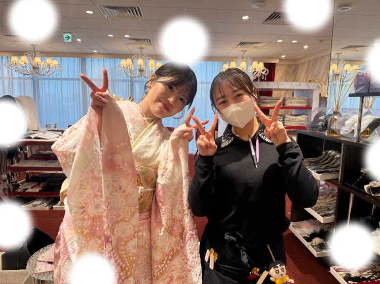 TAKAZEN東京表参道店FlagshiPでプレミアム古典のお振袖でフォトプランご契約いただいたお客様の紹介