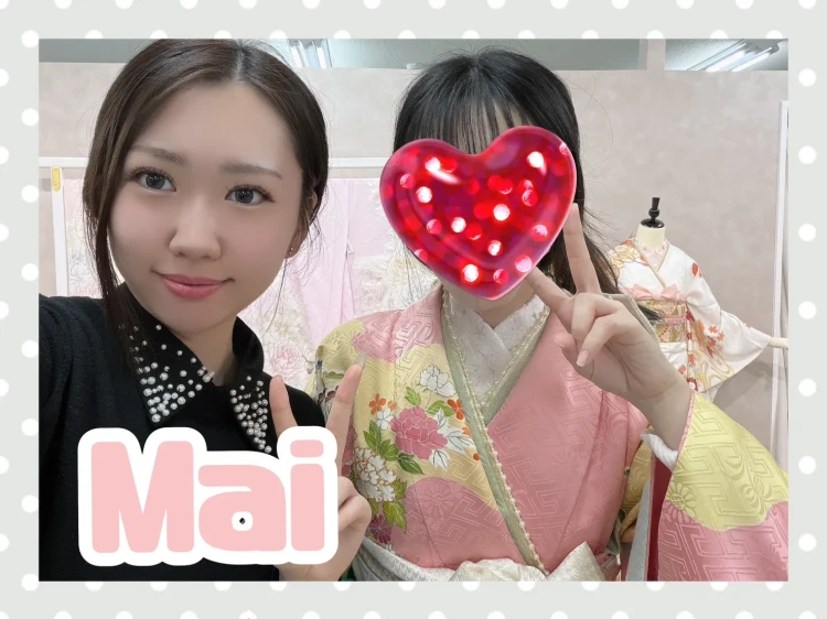 千總の振袖を上品に可愛くコーデしているお客様の様子