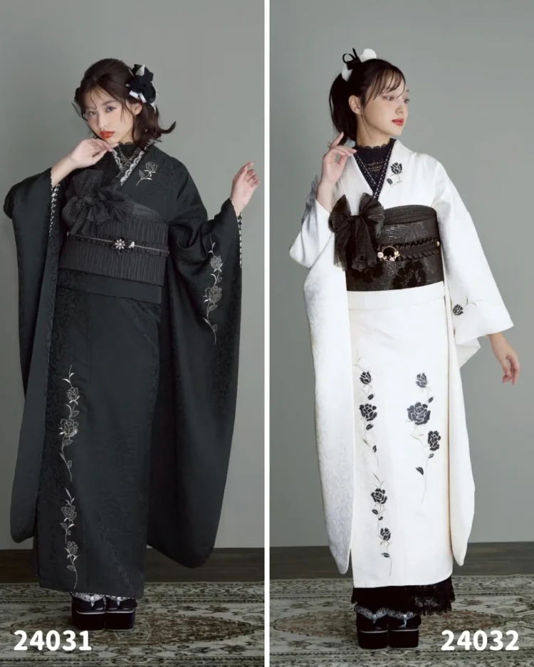 TAKAZEN東京表参道店Flagshipでヴィンテージの無地に薔薇の模様の振袖で黒色と白色の振袖のコーディネートの例