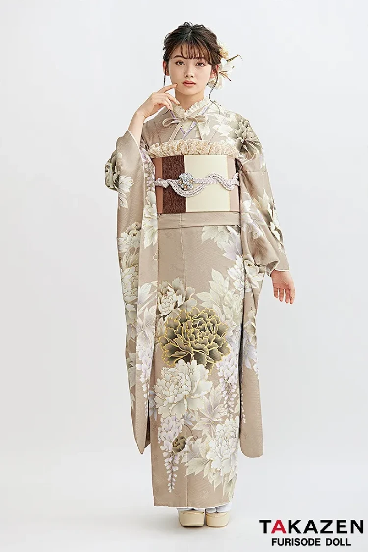 南琴奈ちゃん着用くすみカラー振袖。ニュアンスカラーのオシャレな振袖。