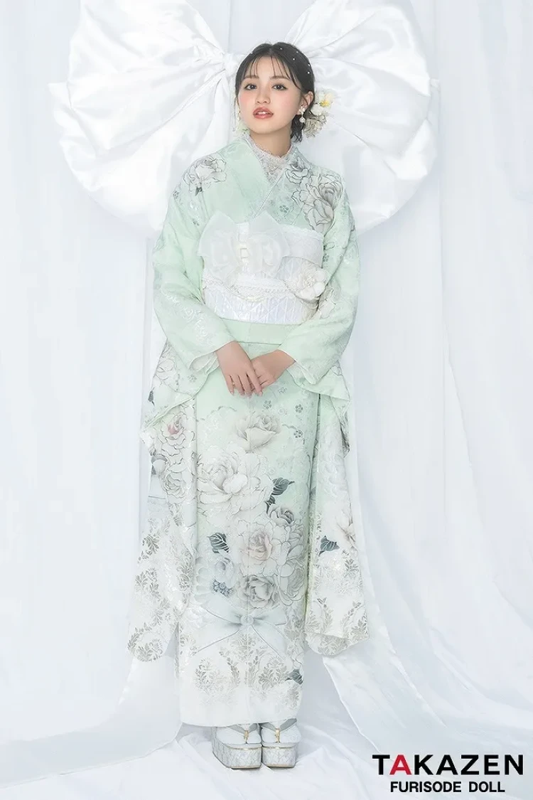 成人式で人気のTAKAZENオリジナルブランドヘップバーンのミントグリーン振袖