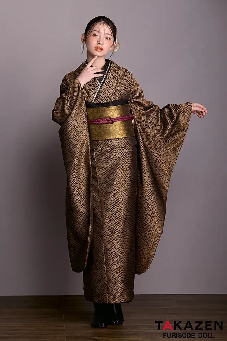 ヴィンテージスタイルの渋いゴールドの振袖