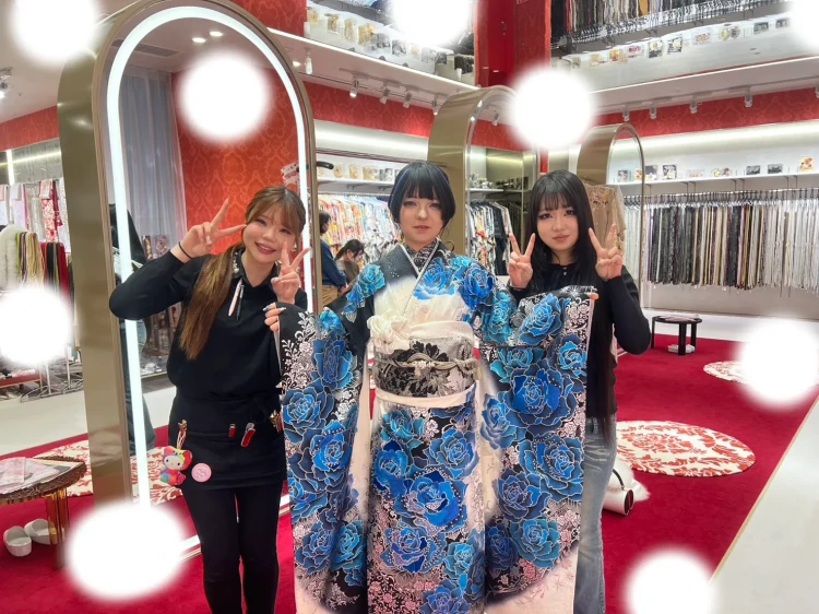 成人式　振袖　梅田　青色のキラキラモード振袖
