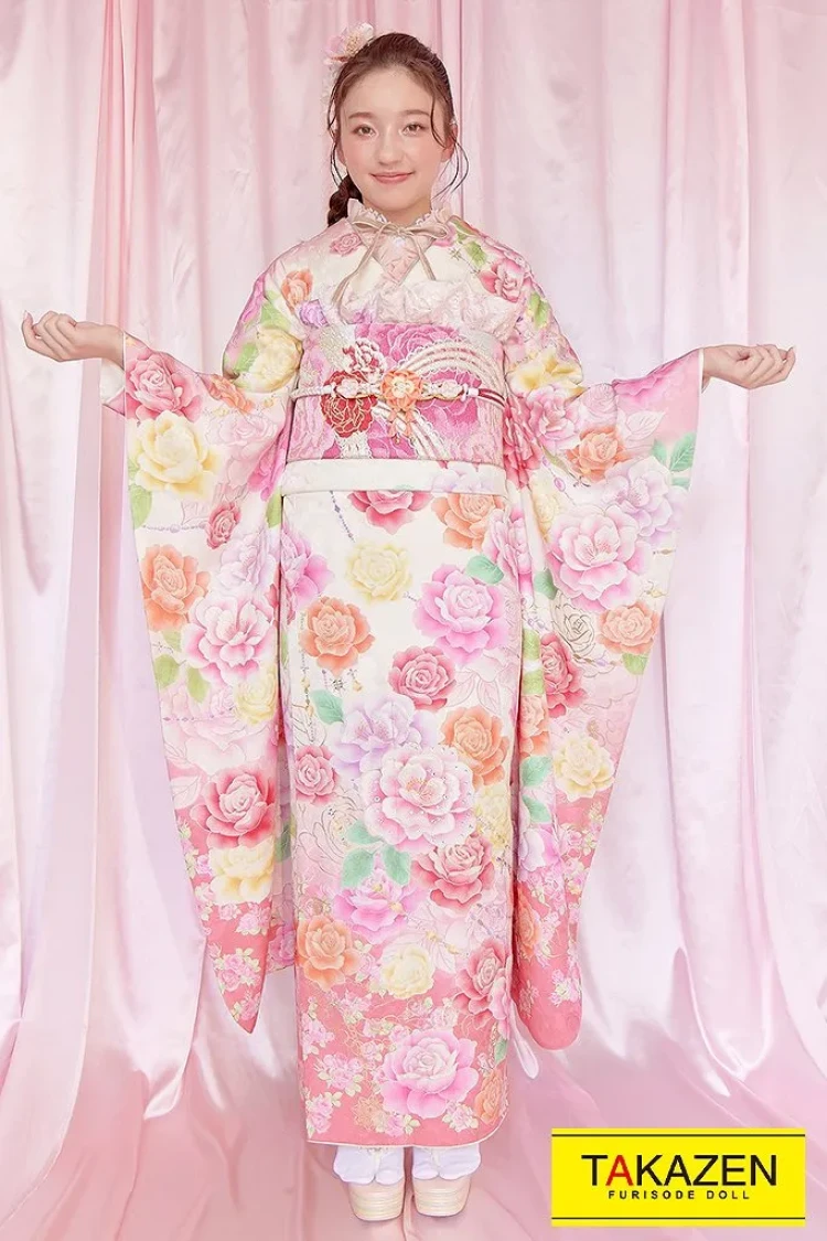 白地にピンクのバラの振袖