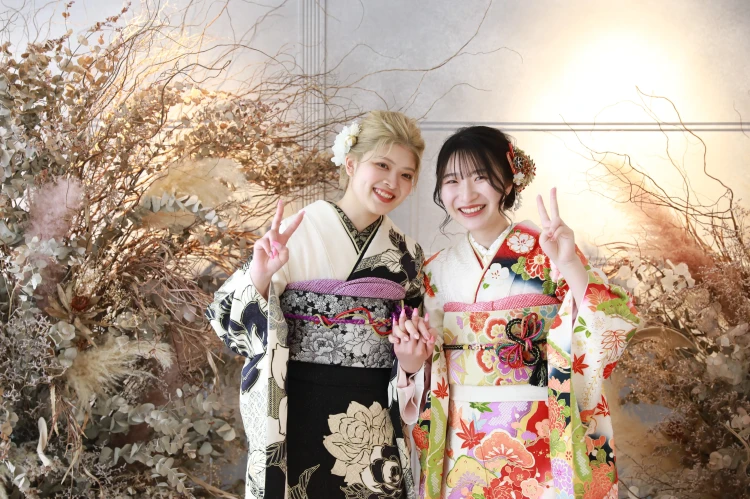 TAKAZEN心斎橋店でお友達同士で成人式の前撮り撮影
