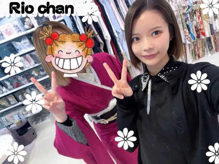 堺市南区の2027年成人式でご着用のヴィンテージの振袖レお嬢様のコーディネートご紹介