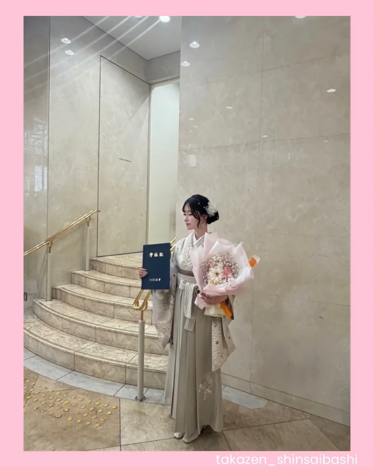 卒業式お客様の写真袴写真袴コーデ全身コーデTショットTAKAZEN心斎橋店