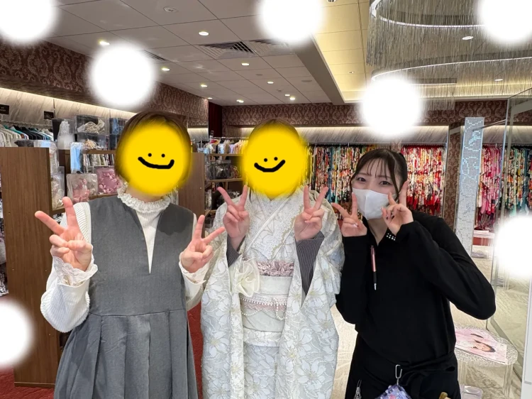 TAKAZEN東京表参道店Flagshipで白の総レースの振袖をご契約いただいたお客様の紹介