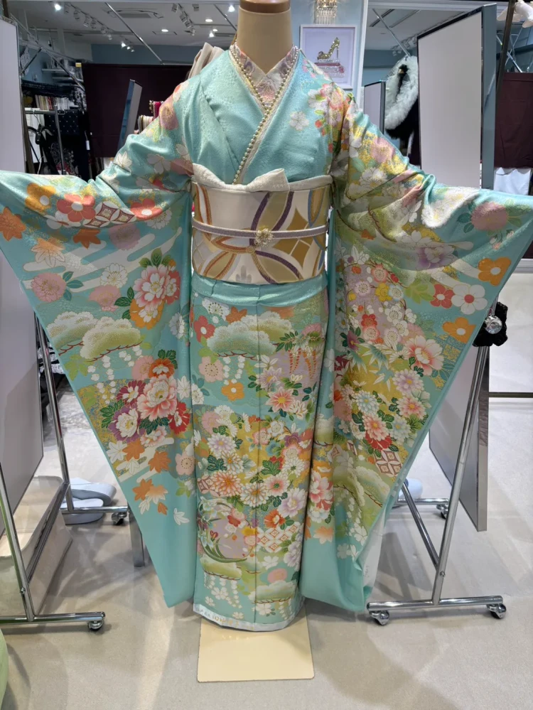 堺市成人式振袖レンタルできる高級プレミアム古典柄の振袖コーディネートご紹介