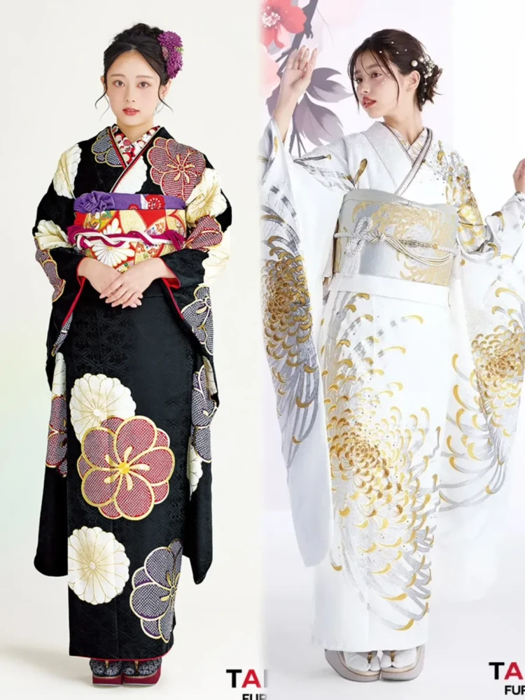 高身長さん向けの大柄振袖をかっこよく着こなしている様子