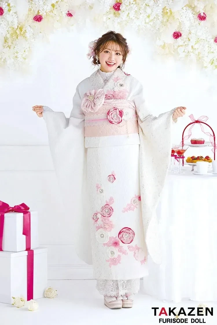 堺市で成人式振袖レンタルタカゼンオリジナルミニョン白ピンク立体花の振袖