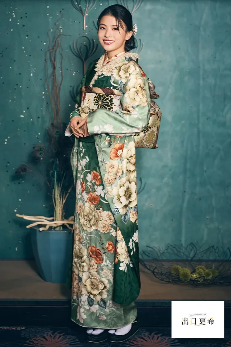 出口夏希の振袖をレンタルできるお店　タカゼン